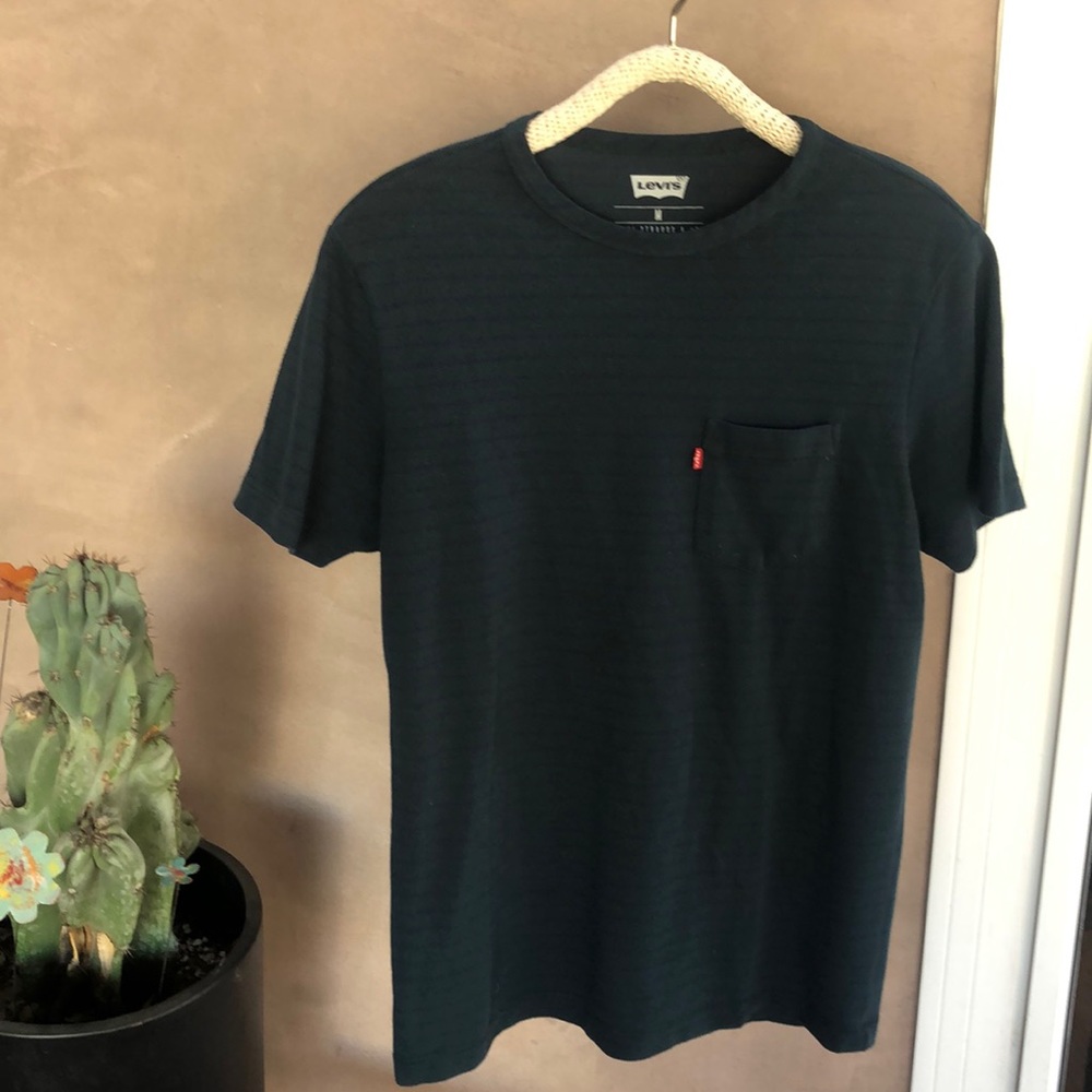 Levi’s striped pocket tee